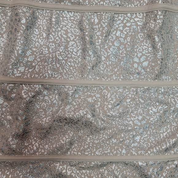 Deb Plus Ivory and Silver Strapless Cheetah Print Stretch Mini Dress Size 3X NWT - Picture 4 of 6